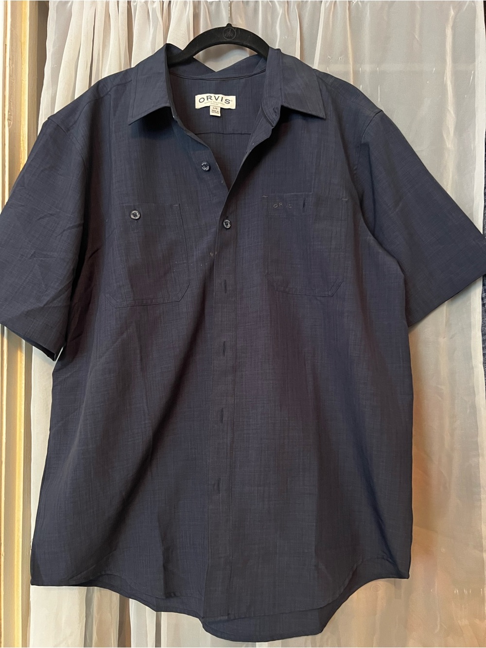 Orvis Men's Short-Sleeve Button-Down Shirt in Navy Blue